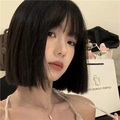 黑夜里的眼睛